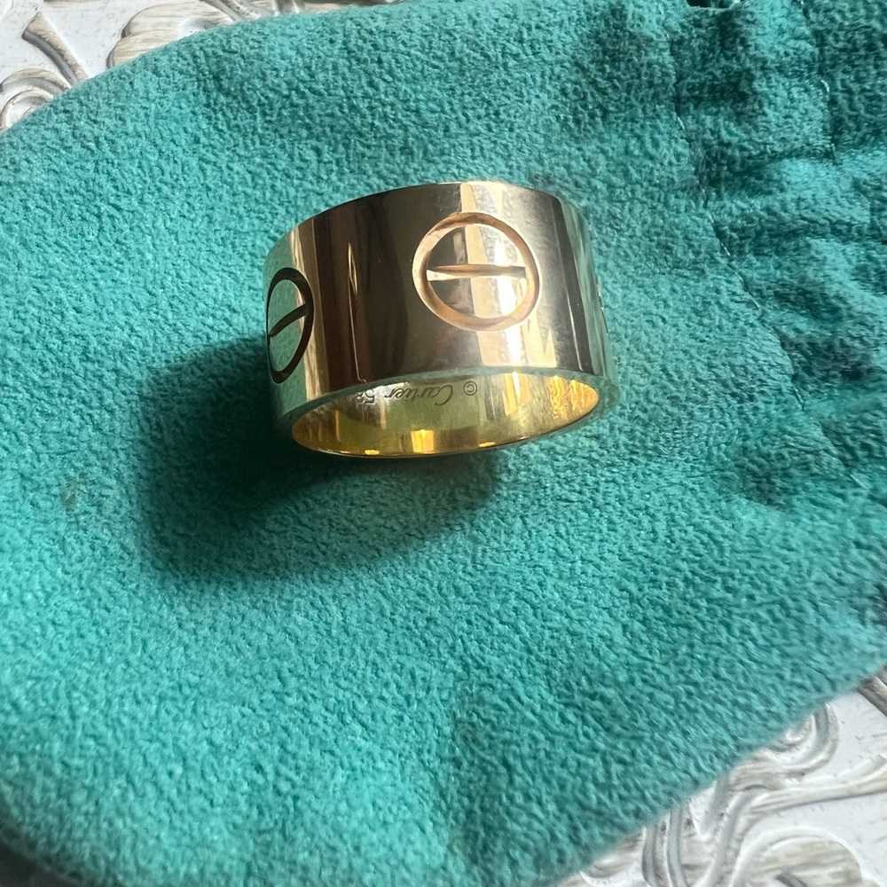 Cartier 18K Yellow Gold 11mm Wide LOVE Ring UNISEX size 58 (8.25) Box Cert EUC